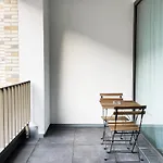 Moderne Im Herzen Der Stadt I Private Tiefgarage Mit Ladesaeulen I Home2share *