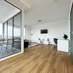 Moderne Im Herzen Der Stadt I Private Tiefgarage Mit Ladesaeulen I Home2share