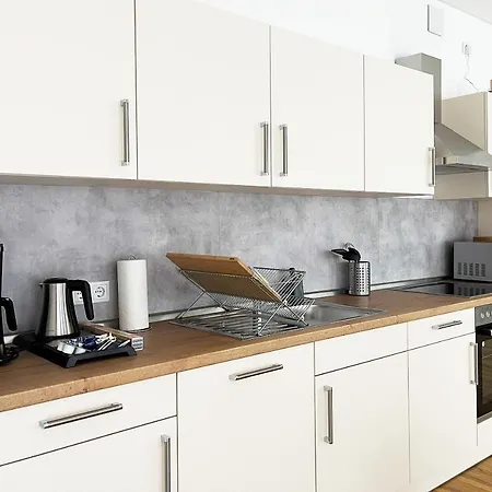 Moderne Im Herzen Der Stadt I Private Tiefgarage Mit Ladesaeulen Apartmán *