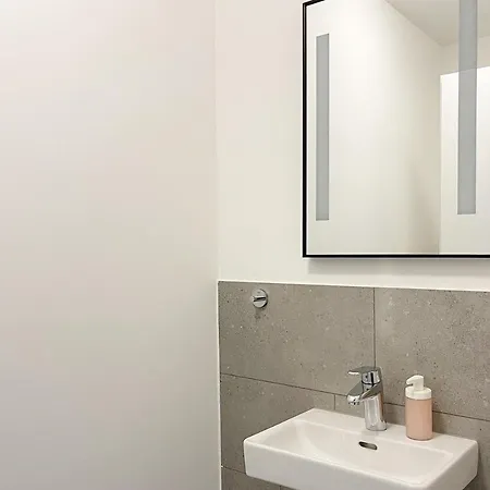 Apartmán Moderne Im Herzen Der Stadt I Private Tiefgarage Mit Ladesaeulen *