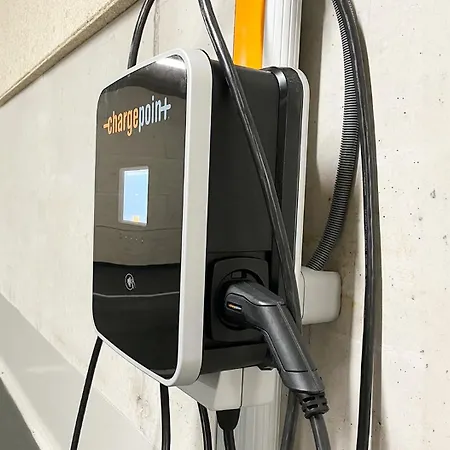 Moderne Im Herzen Der Stadt I Private Tiefgarage Mit Ladesaeulen I Home2share Apartamento *