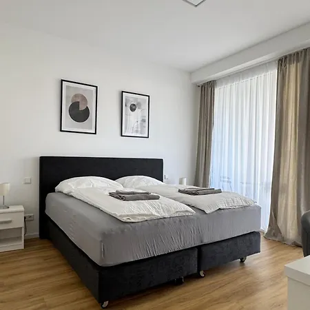 Moderne Im Herzen Der Stadt I Private Tiefgarage Mit Ladesaeulen Apartmán