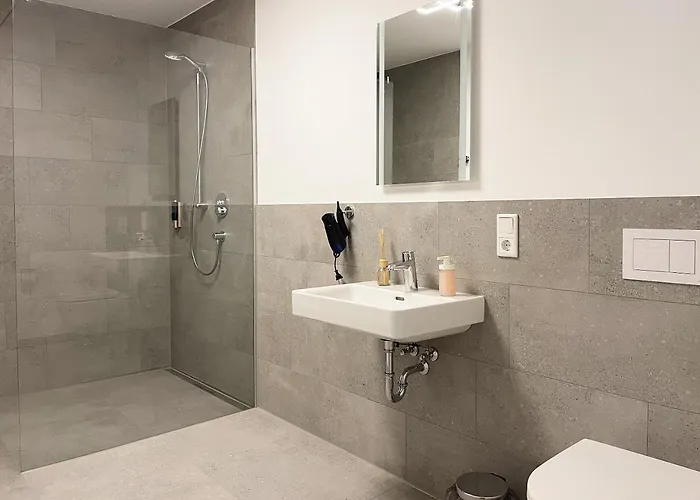 Appartement Moderne Im Herzen Der Stadt I Private Tiefgarage Mit Ladesaeulen I Home2share